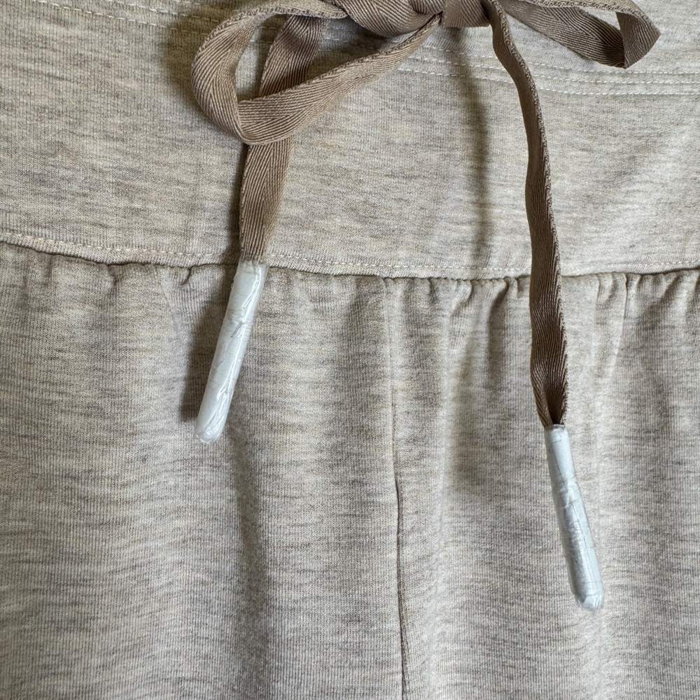 TravisMathew Cloud Terry Tie Jogger Oatmeal Beige Size Small NWOT MSRP $130 - Picture 4 of 7